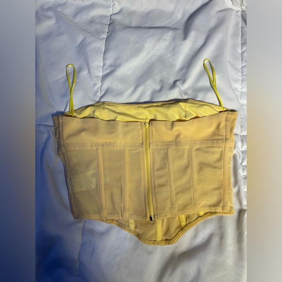 Edikted Evangeline Sheer Mesh Corset Top Size Small - Picture 3 of 4